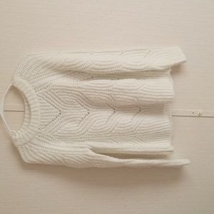 Kensie cream sweater size large